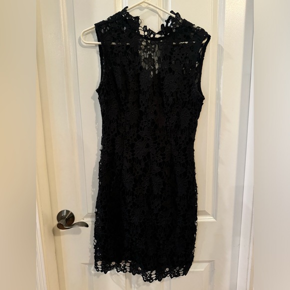 Elegant Zalarus size 10 lace with lining - Picture 3 of 3